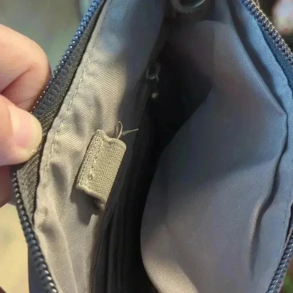 NWOT Baggallini Joey Bag Small Crossbody - Picture 7 of 10